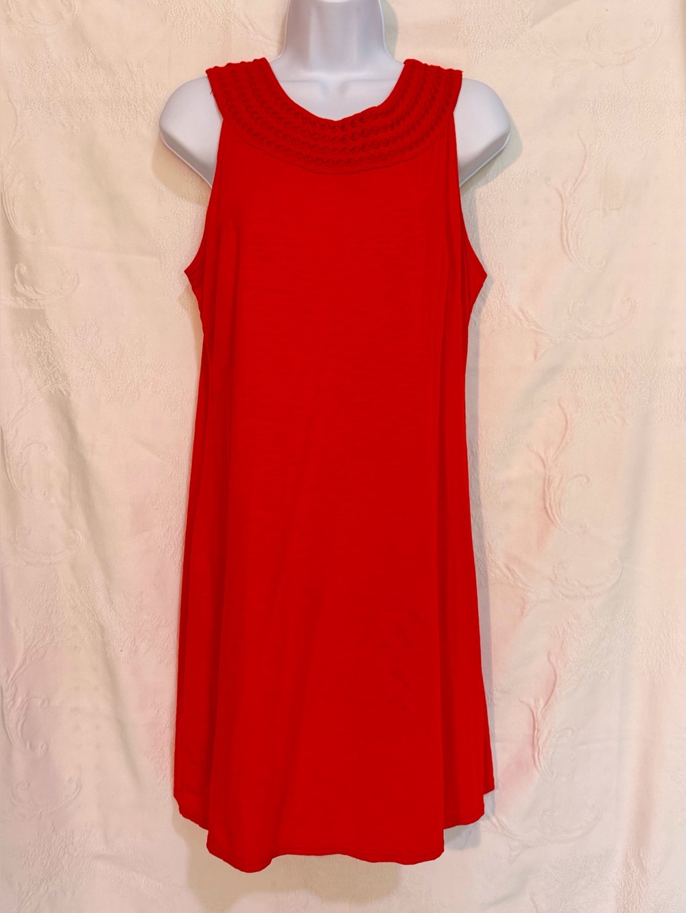 Tommy Bahama Red Sleeveless Midi Dress with Textured Neckline D0038